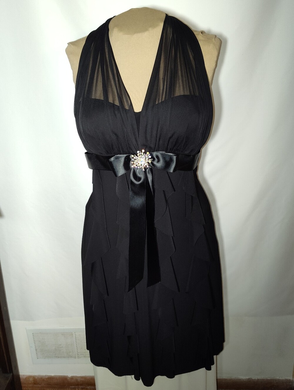 Betsy & Adam Black Halter Style Cocktail Dress With Satin Bow & Brooch. Size 12